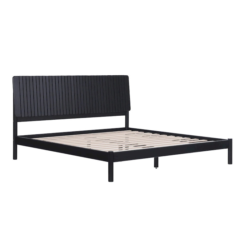 Modernes Kingsize-Bett mit Lamellen-Kopfteil
