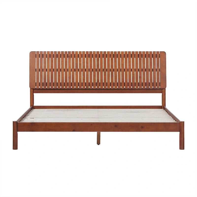 Modernes Kingsize-Bett mit Lamellen-Kopfteil