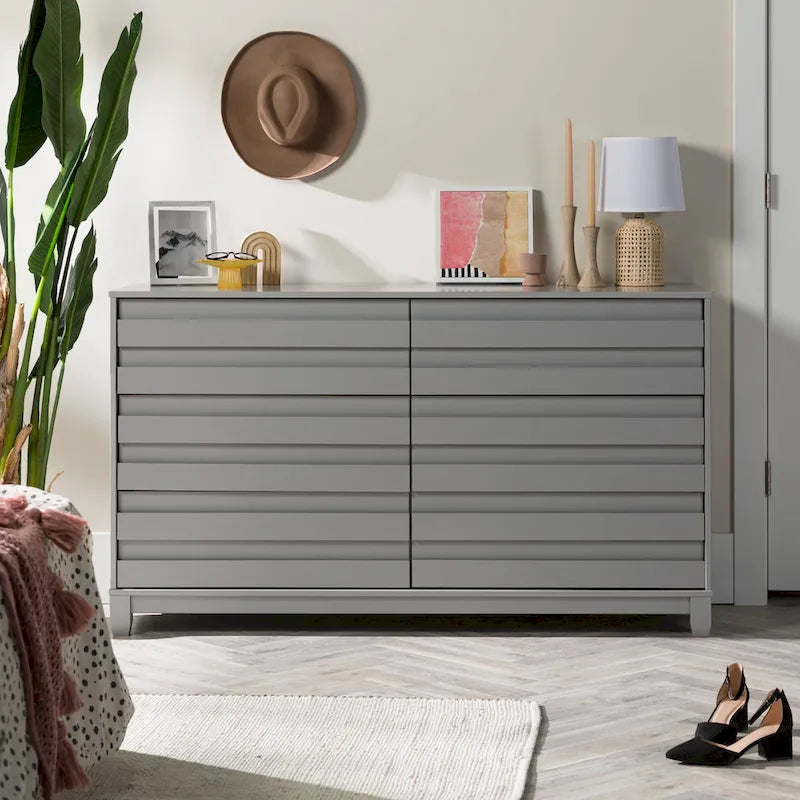 Moderne Kommode aus Massivholz mit 6 Schubladen
