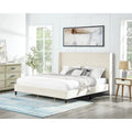 Gepolstertes Plattformbett mit Wingback-Kopfteil
