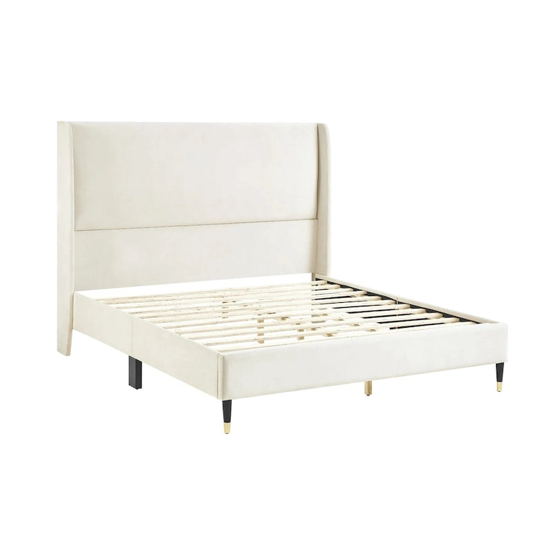 Gepolstertes Plattformbett mit Wingback-Kopfteil