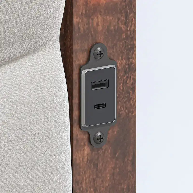 Kingsize-Bettgestell mit gepolstertem Kopfteil und Ladestation